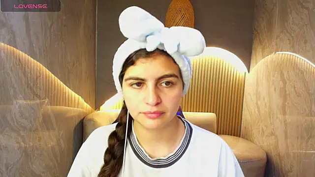 dany r  online show from October 21, 1:04 pm