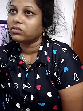 sweetqueen143 online show from May 16, 3:33 pm