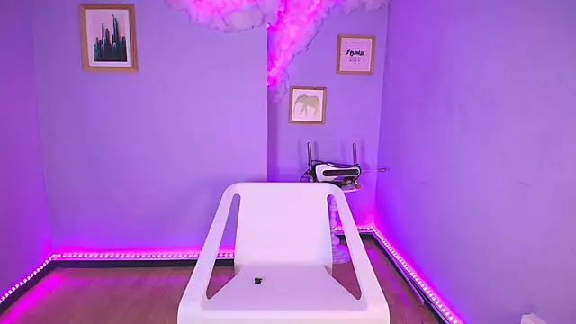 cat nasty online show from February 24, 2:38 pm