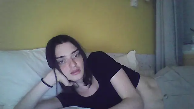 Snapshot of Luna_Samosienko chatting on September 23, 3:54 pm Luna Samosienko online show from September 23, 3:54 pm