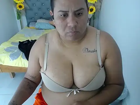 hotlesby valery online show from February 20, 8:42 pm