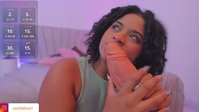 camilafoox7 online show from April 12, 7:55 am