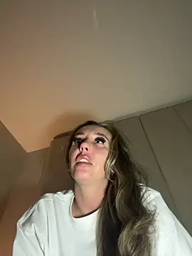Snapshot of Scotishminx25 chatting on September 26, 12:08 am Scotishminx25 online show from September 26, 12:08 am