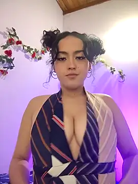 Snapshot of Grecia__x chatting on September 28, 2:18 am Grecia x online show from September 28, 2:18 am