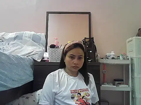 Amarrahlyn online show from May 12, 9:43 pm