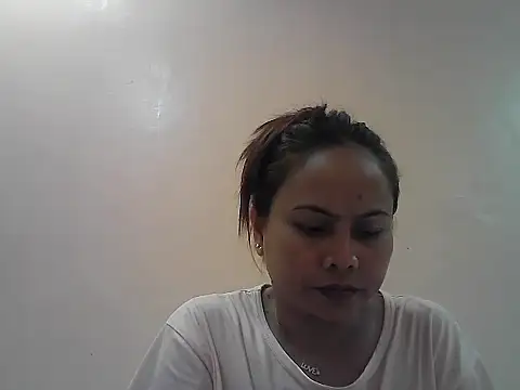 Snapshot of Amarrahlyn chatting on October 11, 9:14 am Amarrahlyn online show from October 11, 9:14 am