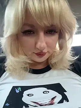 RonnieKiss online show from June 20, 9:02 am
