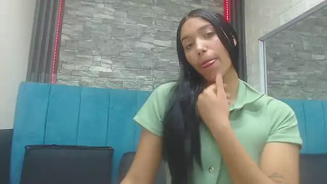 Lil Rose2006 online show from November 18, 3:13 pm