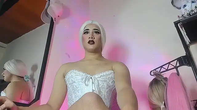 Marian Cristal online show from July 19, 2:36 am
