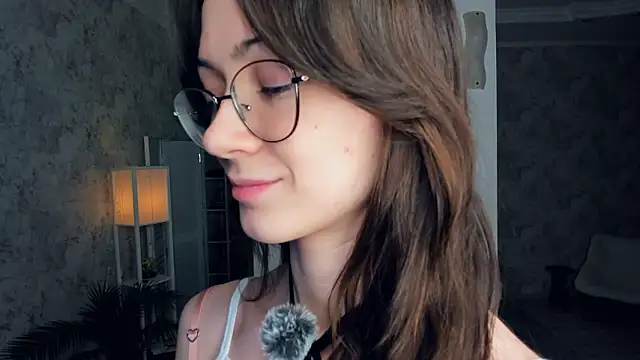 ReneeLippeatt online show from January 31, 7:23 pm