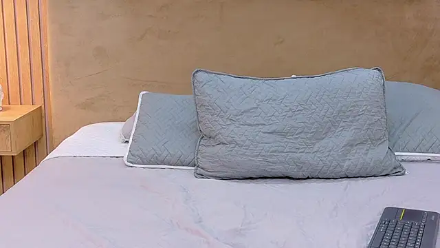 cielo rivera online show from February 26, 3:22 pm