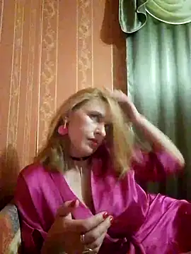 LaraDiva7799 online show from October 10, 6:02 pm