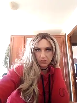 LaraDiva7799 online show from September 25, 8:02 am