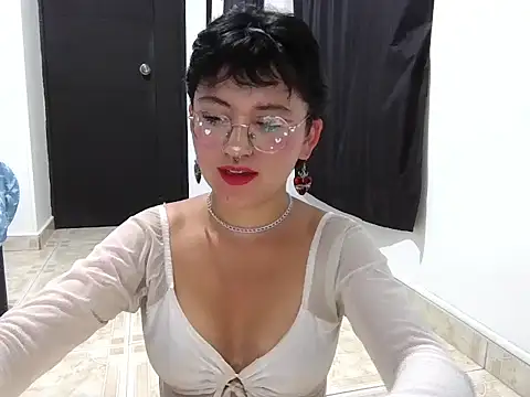 Xxxzz 3 online show from December 4, 3:31 am