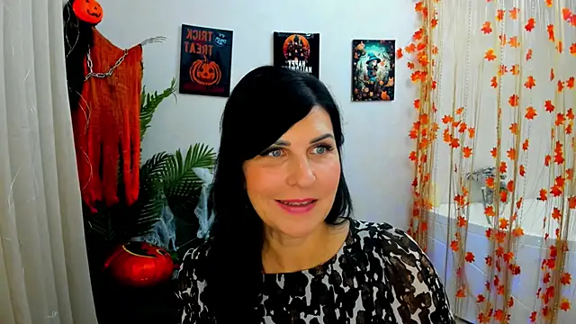 Moon Veloure1 online show from October 26, 12:11 pm