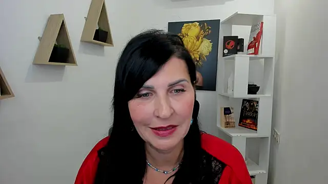 Moon Veloure1 online show from September 30, 7:41 pm