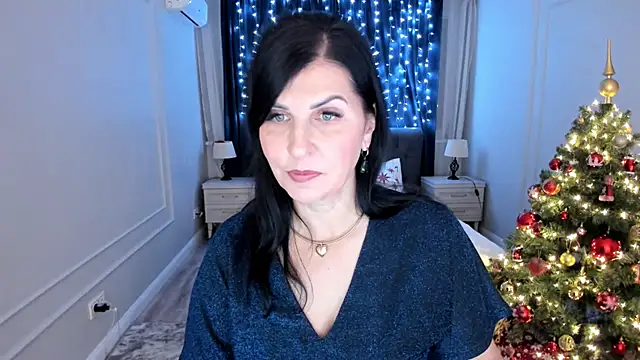 Moon Veloure1 online show from December 5, 3:50 am