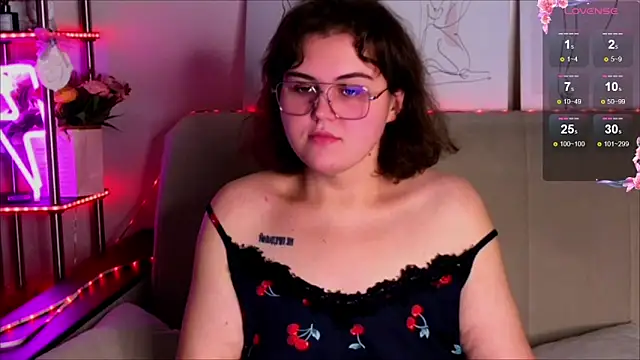  online show from October 17, 8:06 am