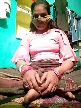 Snapshot of Divya_singh_ chatting on October 13, 4:09 pm Divya singh online show from October 13, 4:09 pm
