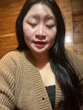 violet-00 online show from February 18, 1:38 am