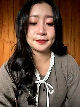 violet-00 online show from November 6, 9:26 am