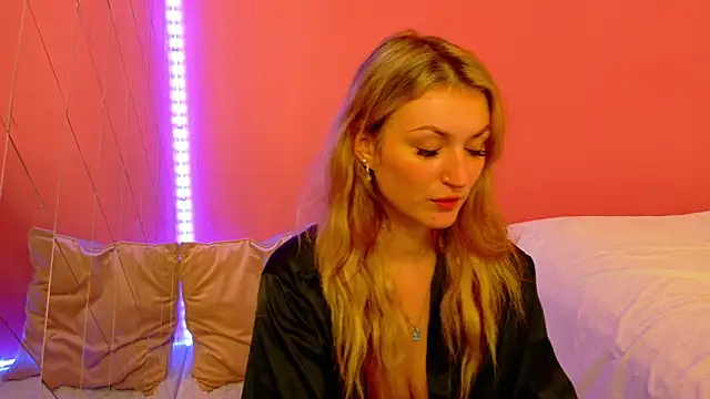 Anaayss  online show from December 1, 5:44 am