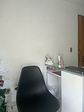 Ellis-Brown online show from December 15, 8:58 pm