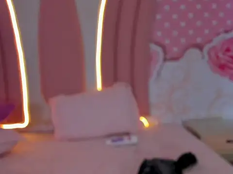 SofiaaBigBoobs online show from November 15, 2:18 pm