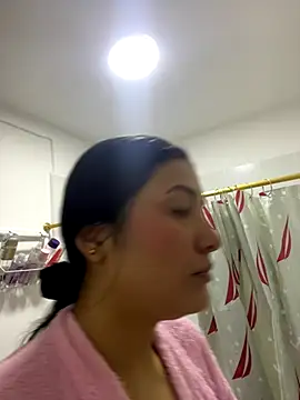 Snapshot of IsabellaJoness_ chatting on October 20, 11:13 am IsabellaJoness online show from October 20, 11:13 am
