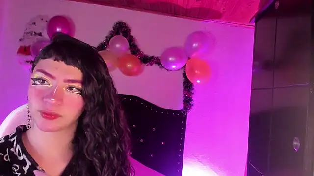 kitty  chs online show from December 20, 11:36 am