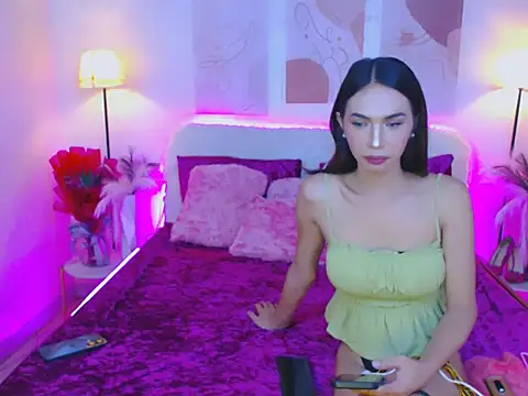 Sofia SlutGoddess online show from October 3, 12:54 pm