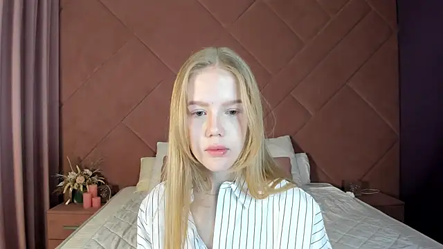 Vicki Todd online show from October 20, 1:08 am