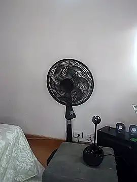 Snapshot of samycollens chatting on October 1, 5:07 pm samycollens online show from October 1, 5:07 pm