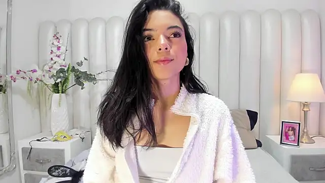 AriaBelles online show from November 9, 10:11 am