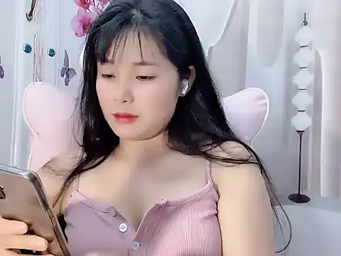 Lie liee online show from July 13, 2:18 pm