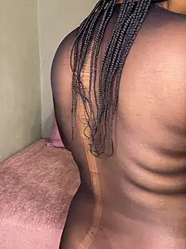 Bellabootie online show from March 1, 7:52 am