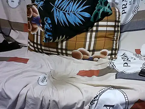 Ella marie14 online show from January 6, 11:08 pm