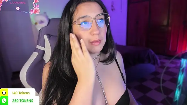 tellmemaddie online show from July 28, 11:04 pm