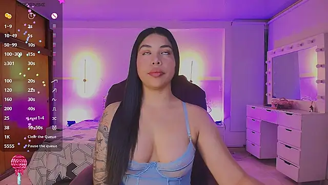 kloe28 online show from May 25, 3:38 am