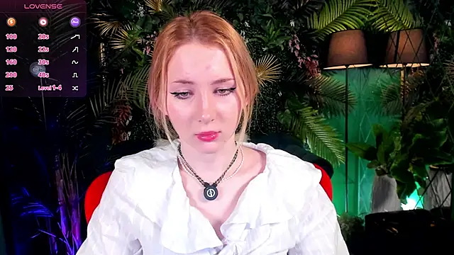 LiraKink online show from April 14, 4:45 am