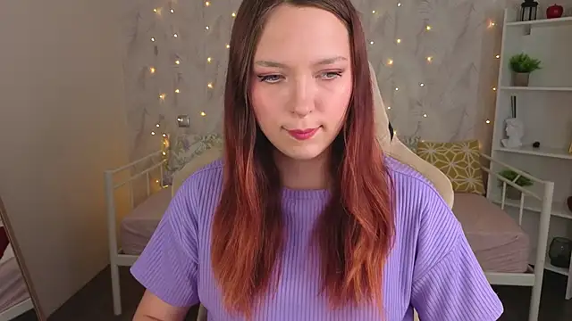 Monica  Queen online show from June 5, 5:44 am