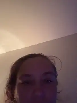 Snapshot of Eleanorxx chatting on October 27, 8:25 pm Eleanorxx online show from October 27, 8:25 pm