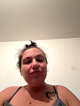 Snapshot of Eleanorxx chatting on October 28, 8:57 pm Eleanorxx online show from October 28, 8:57 pm