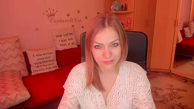 Tiffany Bates online show from November 3, 4:27 am