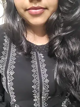 Miss Rose   online show from October 5, 7:08 pm