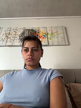 Snapshot of anna_evans09 chatting on October 19, 1:24 pm anna evans09 online show from October 19, 1:24 pm