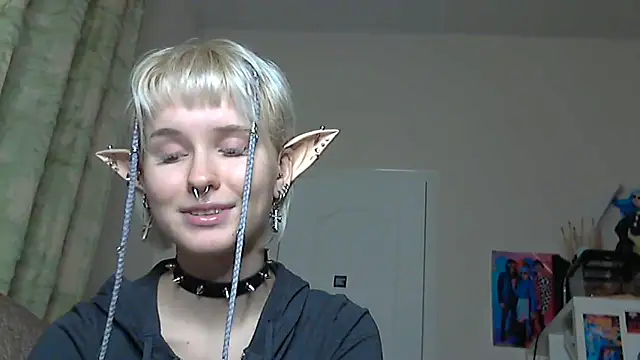 Paradoxy  online show from December 20, 9:41 pm