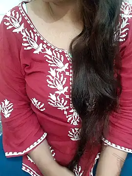 Snapshot of Minakshi_677 chatting on October 15, 9:01 am Minakshi 677 online show from October 15, 9:01 am