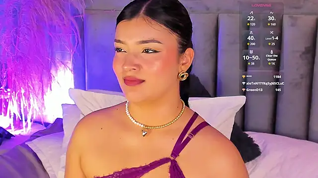 EmmaBlossom online show from October 19, 8:11 pm