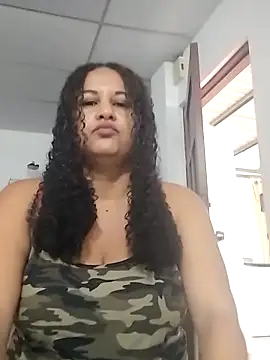 MEYBELLATINA online show from February 6, 10:35 pm